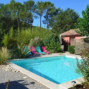  Hébergement de vacances Les Esparrus France